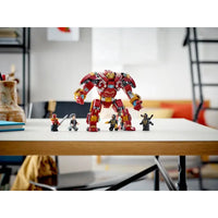 MARVEL® THE HULKBUSTER: THE BATTLE OF WAKANDA - 76247